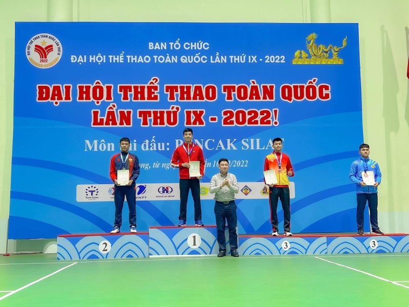 Phạm Tuấn Anh lớp QLTDTTK8.jpg